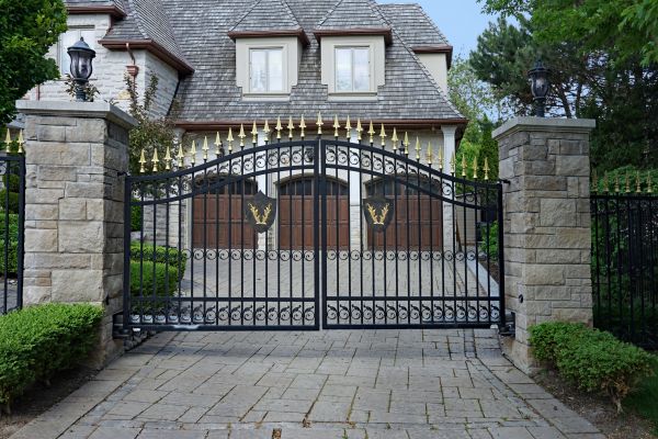 Tacoma Driveway Gate Service